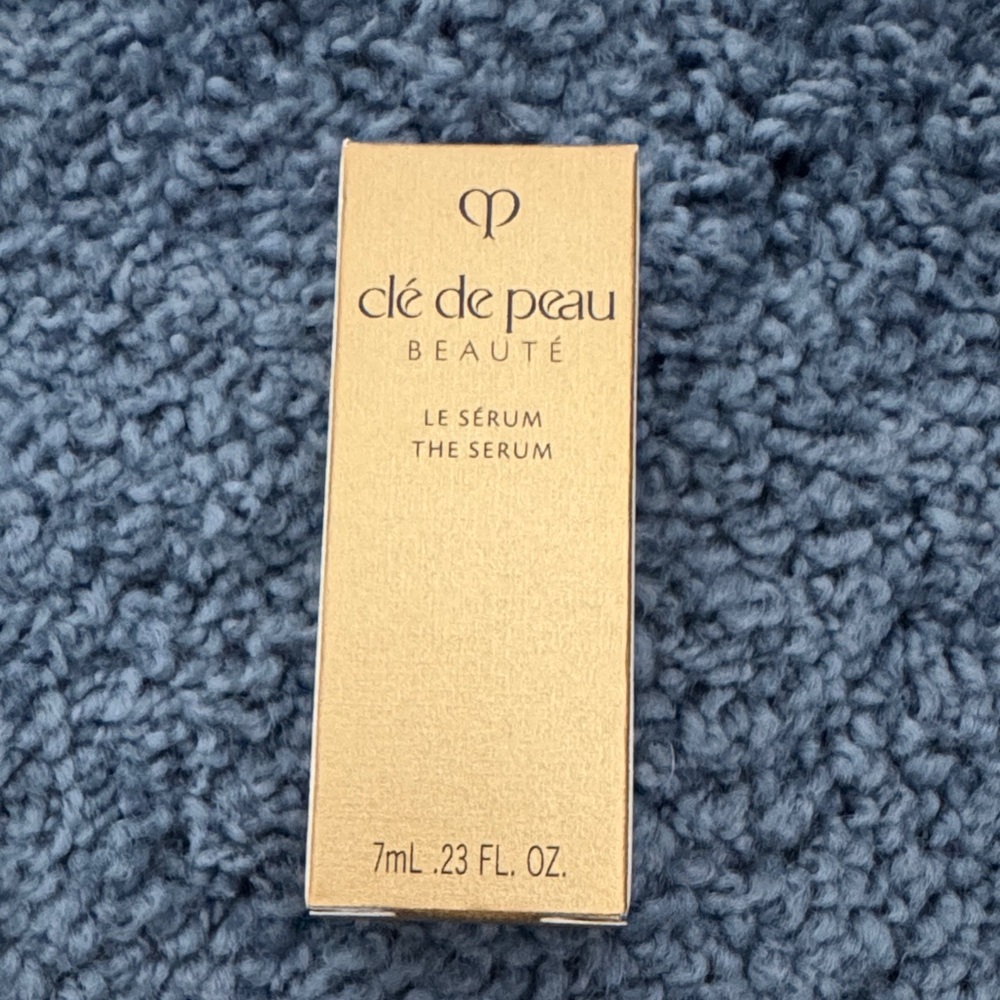 Clé de Peau Beauté Le Sérum - Luxurious